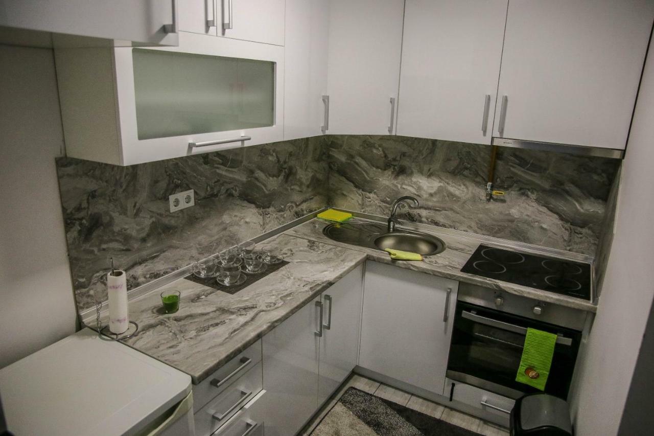 Lovely Apartment Omar 塞拉耶佛 外观 照片